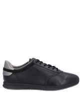 GEOX Low Sneakers & Tennisschuhe