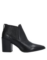 STELE Ankle Boots