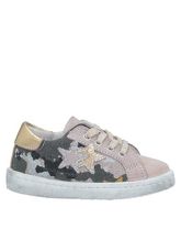 2STAR Low Sneakers & Tennisschuhe