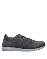 GEOX Low Sneakers & Tennisschuhe