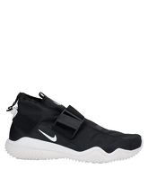 NIKE Low Sneakers & Tennisschuhe