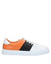 STAU Low Sneakers & Tennisschuhe