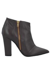 SPAZIOMODA Ankle Boots