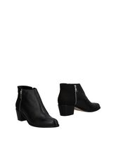 ATIANA Ankle Boots