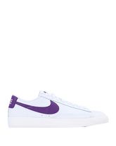 NIKE Low Sneakers & Tennisschuhe