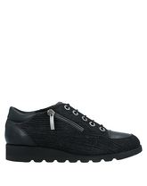 ROBERTO DELLA CROCE Low Sneakers & Tennisschuhe