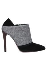 DARYN MOORE Ankle Boots