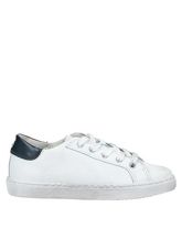 2STAR Low Sneakers & Tennisschuhe