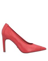 REISS Pumps