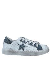 2STAR Low Sneakers & Tennisschuhe