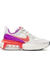 NIKE Low Sneakers & Tennisschuhe