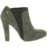 Chika 10  Ankle Boots CONIGLIERA 03