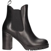 Frau  Ankle Boots 8721 Tronchetto  schwarz