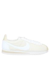 NIKE Low Sneakers & Tennisschuhe