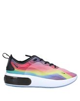 NIKE Low Sneakers & Tennisschuhe