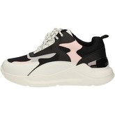 Uma Parker  Sneaker 040120