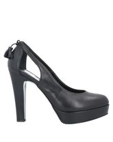 CARLA G. Pumps