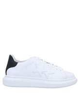 2STAR Low Sneakers & Tennisschuhe