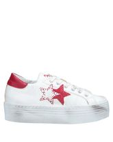 2STAR Low Sneakers & Tennisschuhe