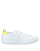 2STAR Low Sneakers & Tennisschuhe