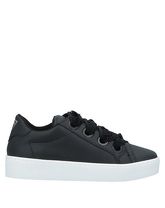 GUESS Low Sneakers & Tennisschuhe