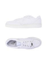 NIKE Low Sneakers & Tennisschuhe