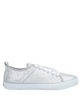 GUESS Low Sneakers & Tennisschuhe