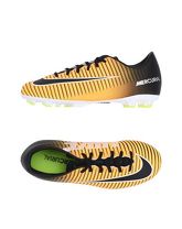 NIKE Low Sneakers & Tennisschuhe