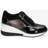 Stephen Allen  Sneaker 2077-5