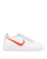 NIKE Low Sneakers & Tennisschuhe