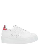 2STAR Low Sneakers & Tennisschuhe