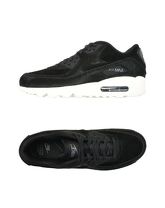 NIKE Low Sneakers & Tennisschuhe