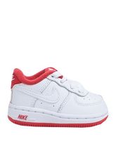 NIKE Low Sneakers & Tennisschuhe