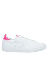 2STAR Low Sneakers & Tennisschuhe