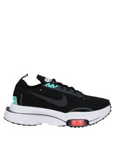 NIKE Low Sneakers & Tennisschuhe