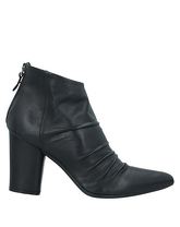 ZOE Ankle Boots