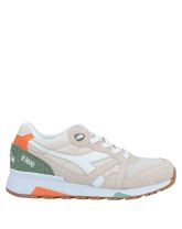 DIADORA Low Sneakers & Tennisschuhe