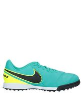 NIKE Low Sneakers & Tennisschuhe
