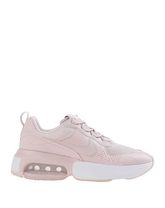 NIKE Low Sneakers & Tennisschuhe