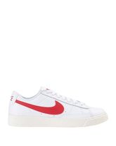 NIKE Low Sneakers & Tennisschuhe