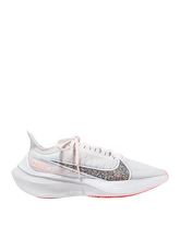 NIKE Low Sneakers & Tennisschuhe