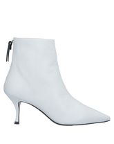 STUART WEITZMAN Stiefeletten