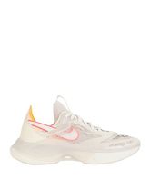 NIKE Low Sneakers & Tennisschuhe