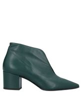 STELE Ankle Boots