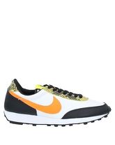 NIKE Low Sneakers & Tennisschuhe