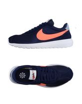 NIKE Low Sneakers & Tennisschuhe