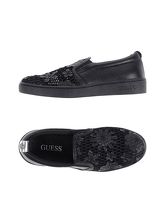 GUESS Low Sneakers & Tennisschuhe