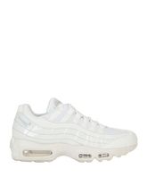 NIKE Low Sneakers & Tennisschuhe